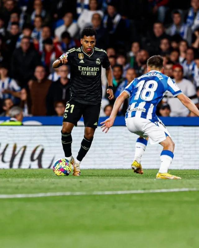 开云体育入口-【西甲】米利唐送礼卡瓦哈尔染红 10人皇马0比2皇社