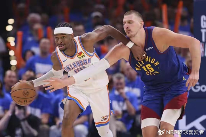 开云体育下载-美媒重排现役50大球星：詹姆斯跌出前20，杜库无缘前十，字母第六|詹姆斯·哈登|谢伊·吉尔杰斯-亚历山大|扬尼斯-阿德托昆博|尼古拉-约基奇|多诺万-米切尔_新浪体育_新浪新闻