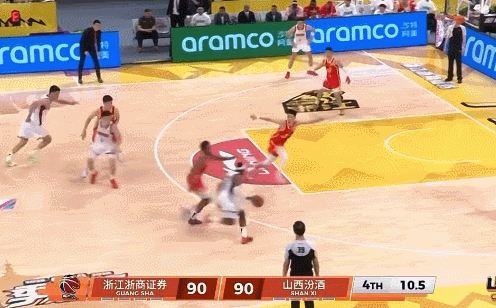 开云-17中12！季后赛开门红！中国男篮新晋第一后卫
